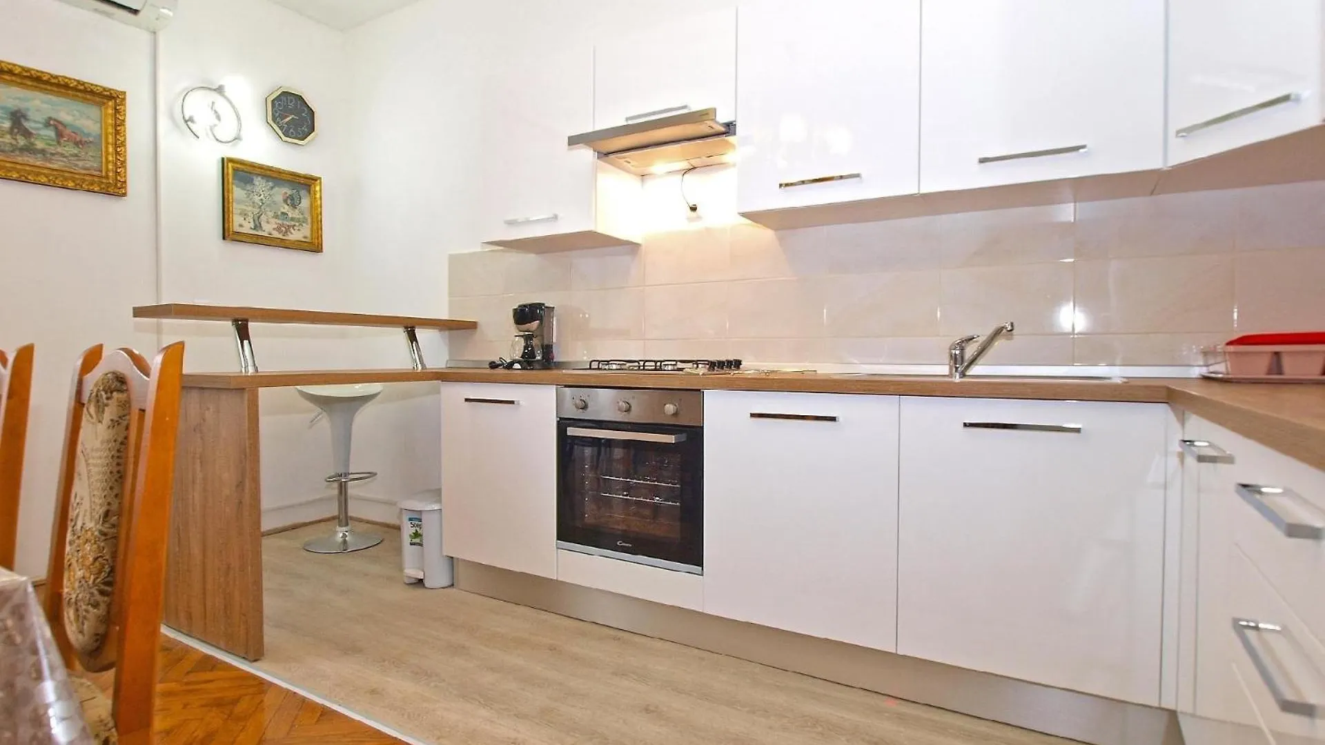 Apartment Ferienwohnung Fuer 4 Personen Ca 80 Qm In Pula, Istrien Istrische Riviera